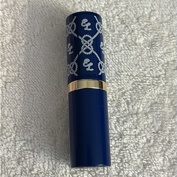 BUNDLE STEAL! Estee Lauder Skincare and lipstick set. Brand New - Picture 8 of 8